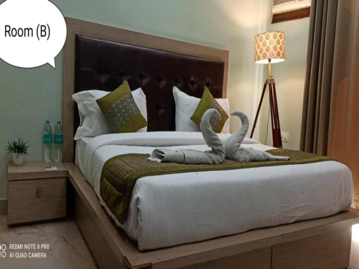 Oyo 74401 Aster Garden Suites Delhi  Exterior foto