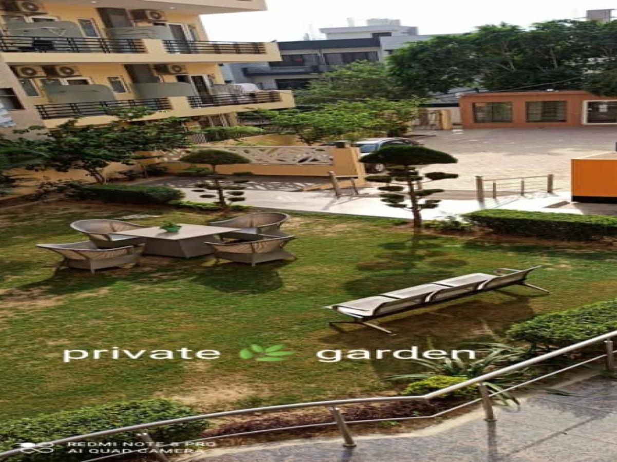 Oyo 74401 Aster Garden Suites Delhi  Exterior foto