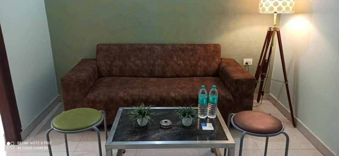 Oyo 74401 Aster Garden Suites Delhi  Exterior foto